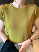 Load image into Gallery viewer, Summer Knit Pullover – Slim Fit Pink Sweater
