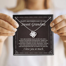 Load image into Gallery viewer, Happy Mother&#39;s Day To My Sweet Grandma Necklace, Grandma Necklace Gift, Message Card From Granddaughter
